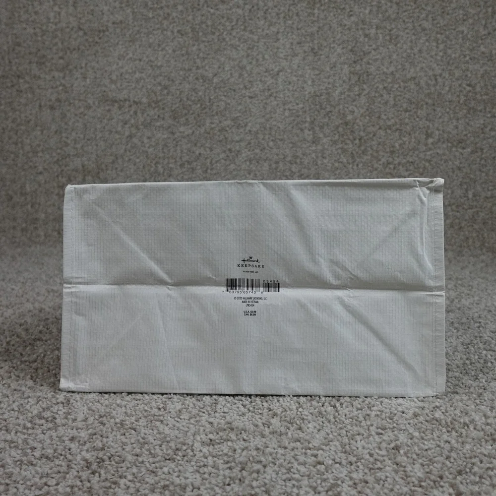 Hallmark keepsake reusable